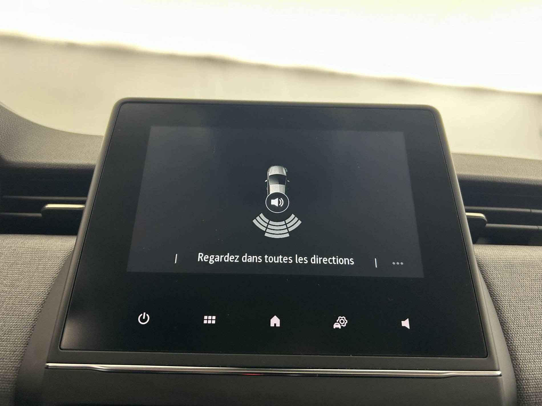 Vente en ligne Renault Clio 5 Clio TCe 90 au prix de 15 500 €