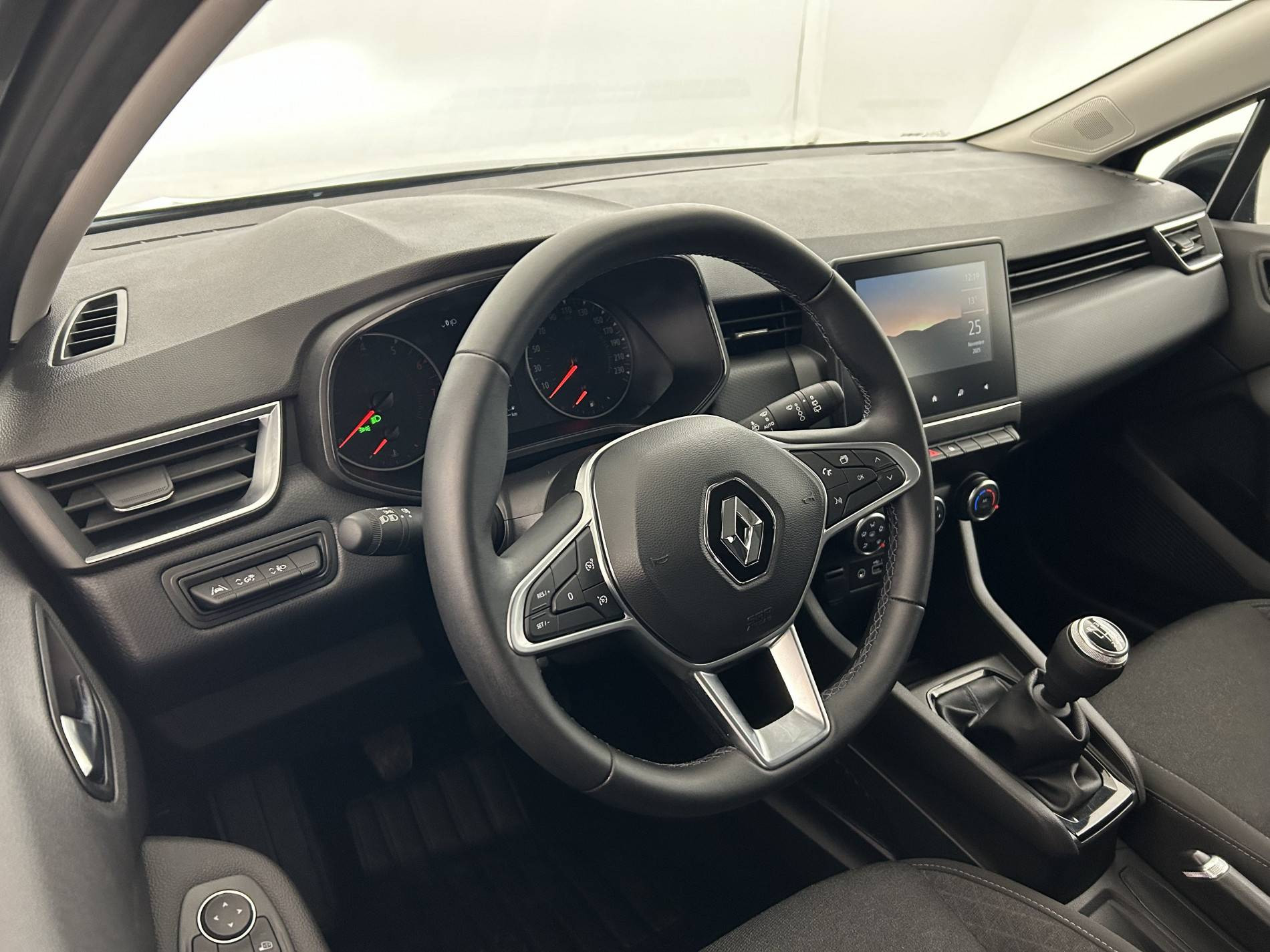 Vente en ligne Renault Clio 5 Clio TCe 90 au prix de 14 350 €