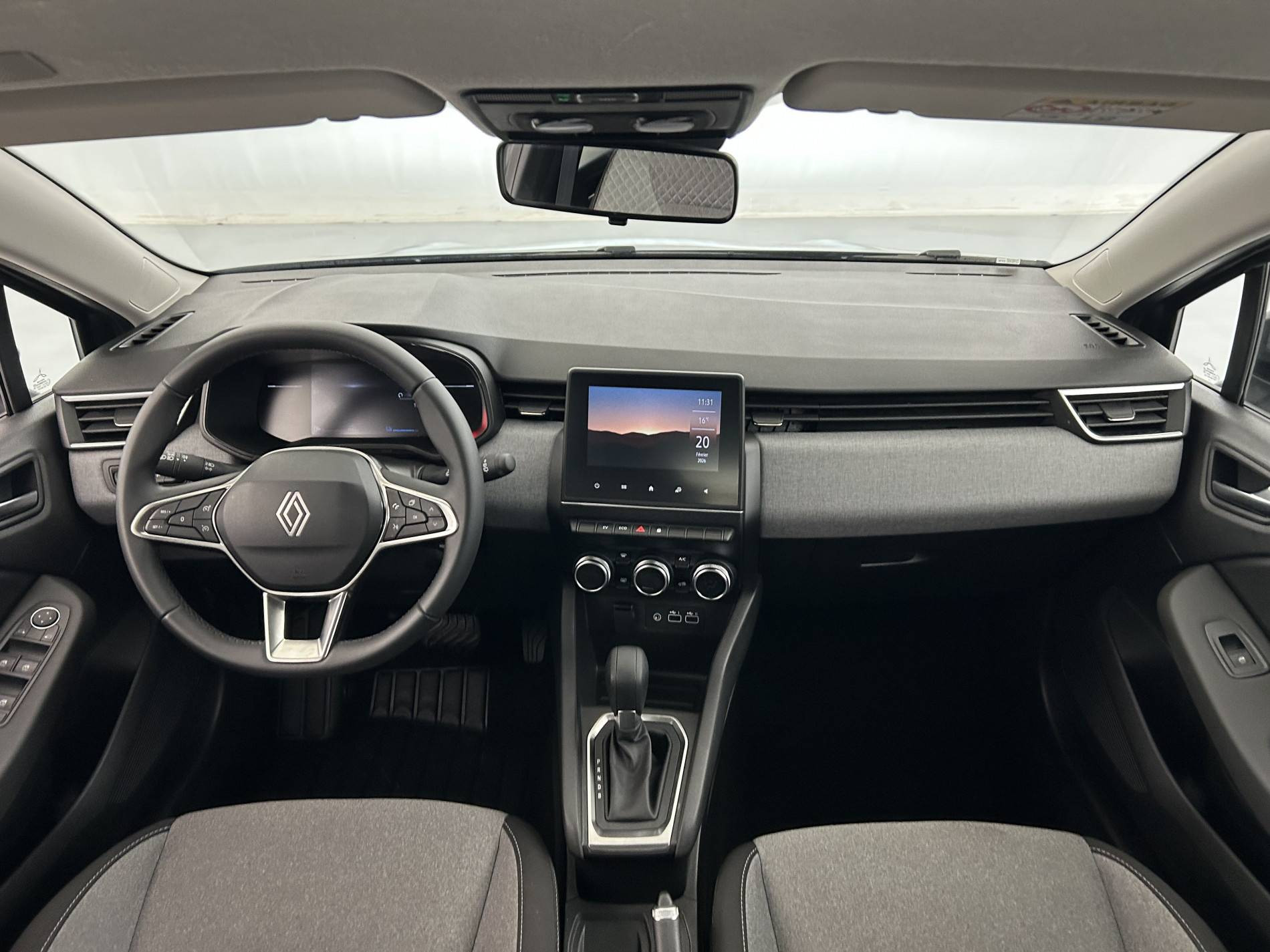 Vente en ligne Renault Clio 5 Clio E-Tech full hybrid 145 ch GSR2 au prix de 20 000 €