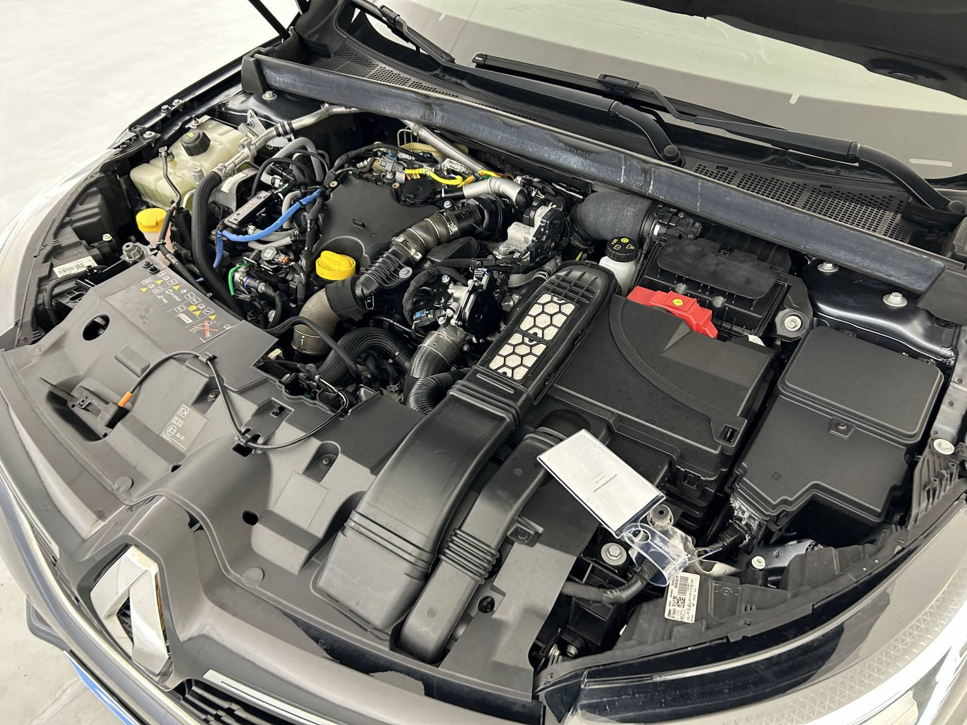 Vente en ligne Renault Megane 4 Mégane IV Berline Blue dCi 115 au prix de 17 500 €