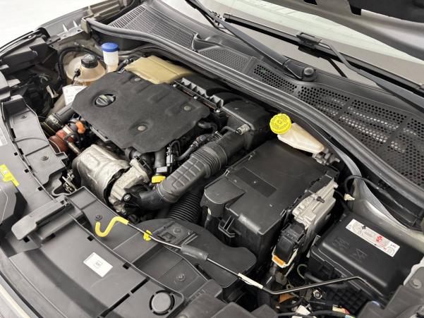 Vente en ligne Citroën C4 Cactus  BlueHDi 100 S&S BVM6 au prix de 12 590 €