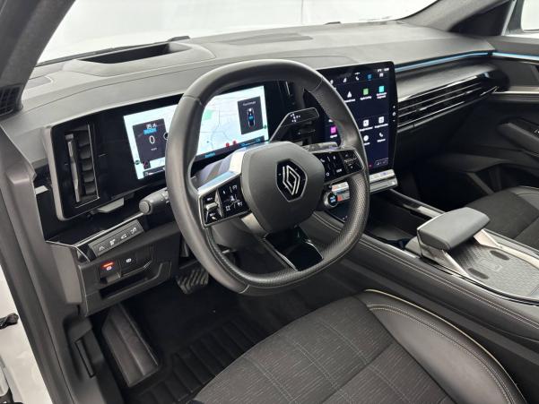 Vente en ligne Renault Austral  E-Tech hybrid 200 au prix de 33 800 €