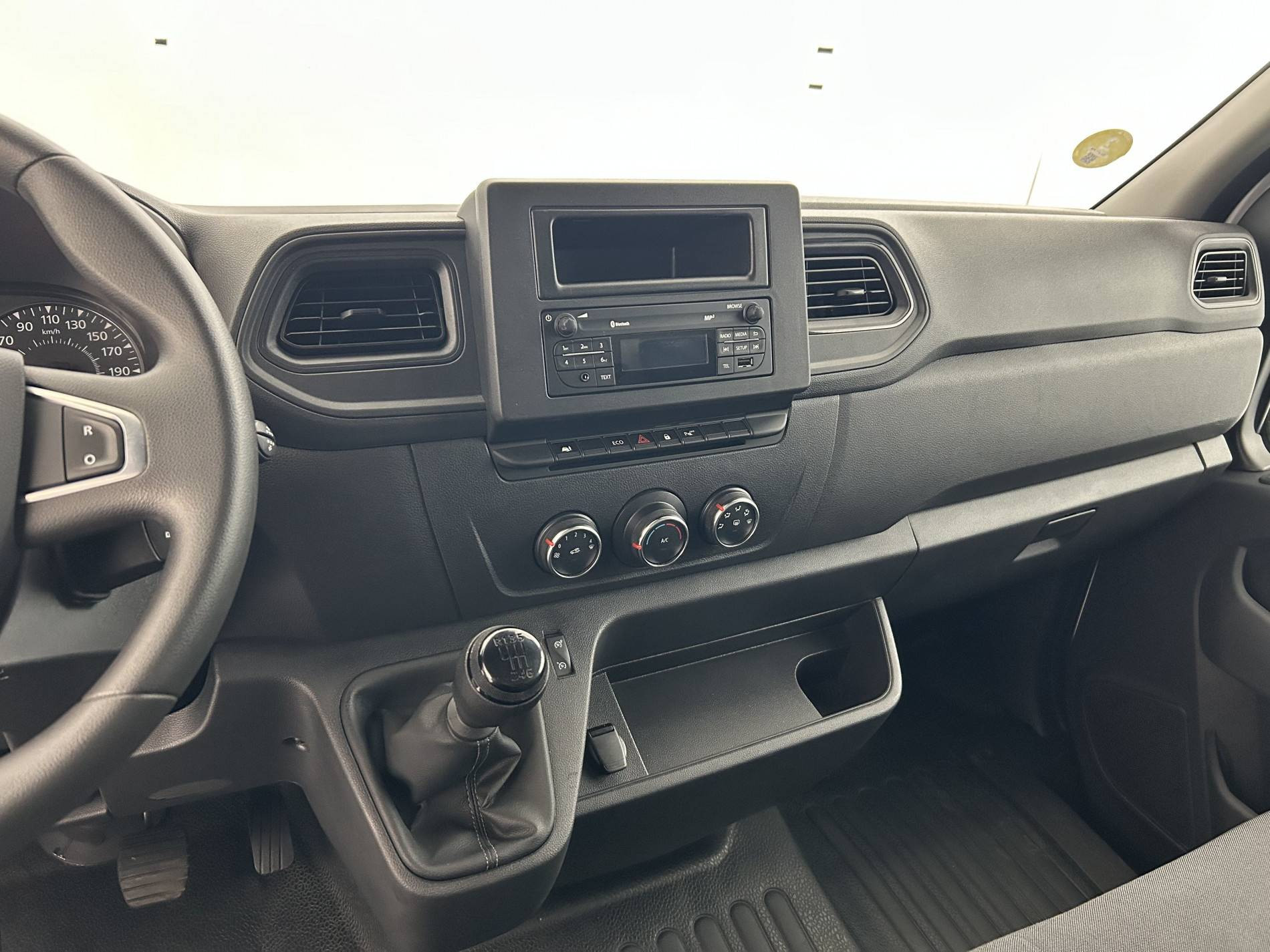 Vente en ligne Renault Master Fourgon MASTER FGN TRAC F3500 L3H3 BLUE DCI 135 au prix de 27 300 €