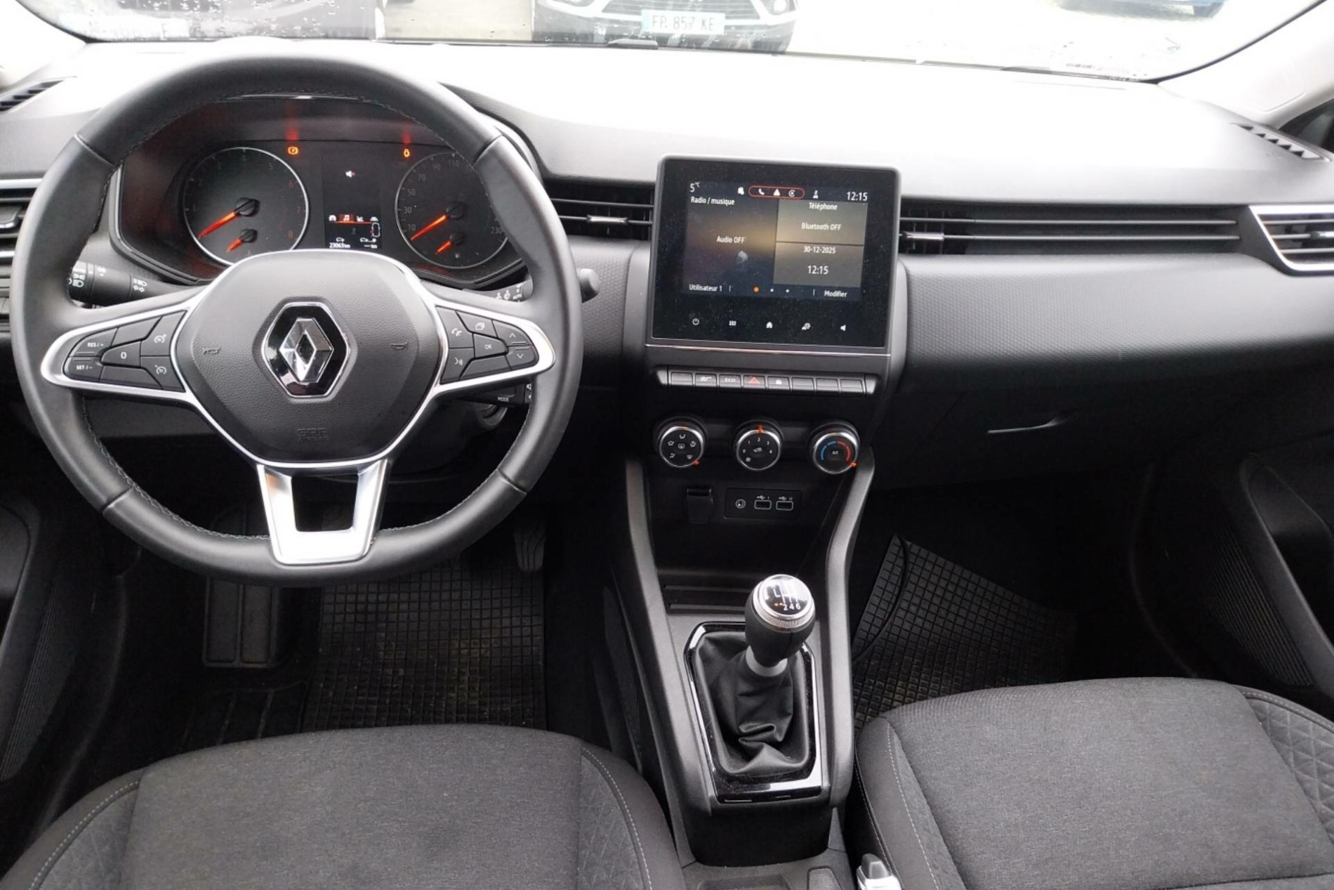 Vente en ligne Renault Clio 5 Clio TCe 90 au prix de 13 990 €