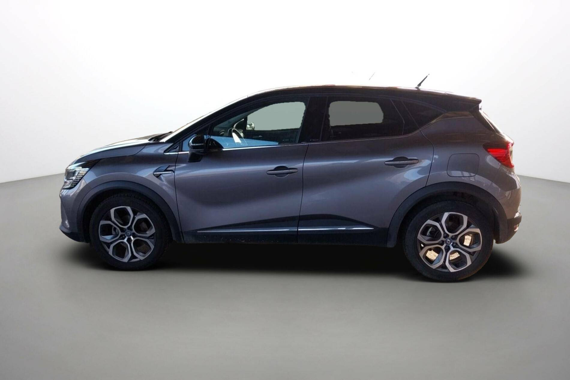 Vente en ligne Renault Captur  E-Tech Plug-in 160 au prix de 17 490 €