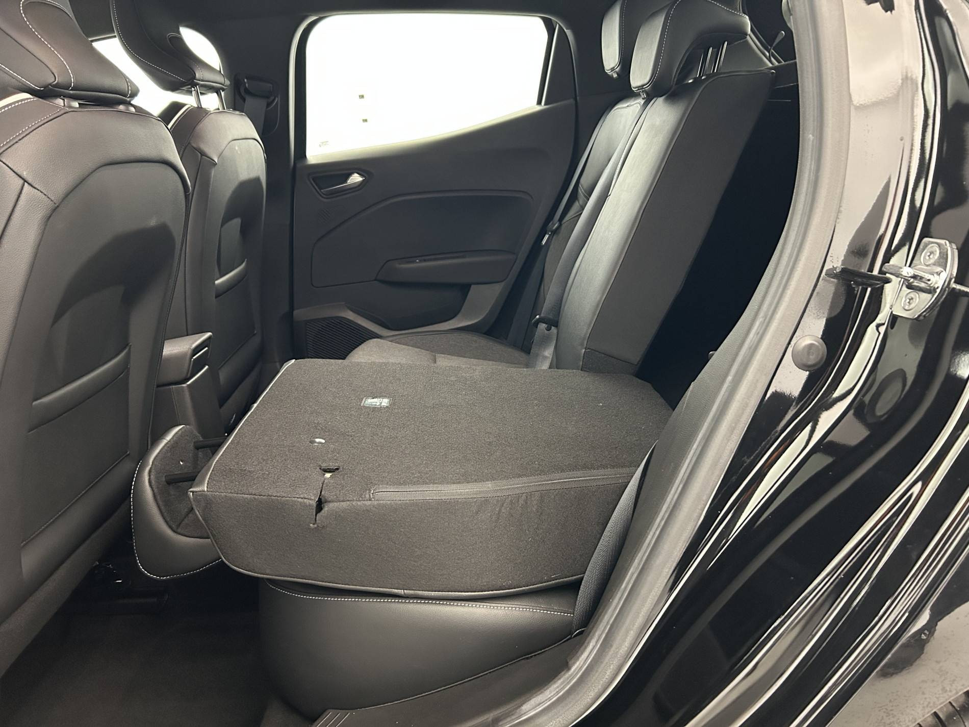 Vente en ligne Renault Clio 5 Clio TCe 90 - 21N au prix de 14 200 €