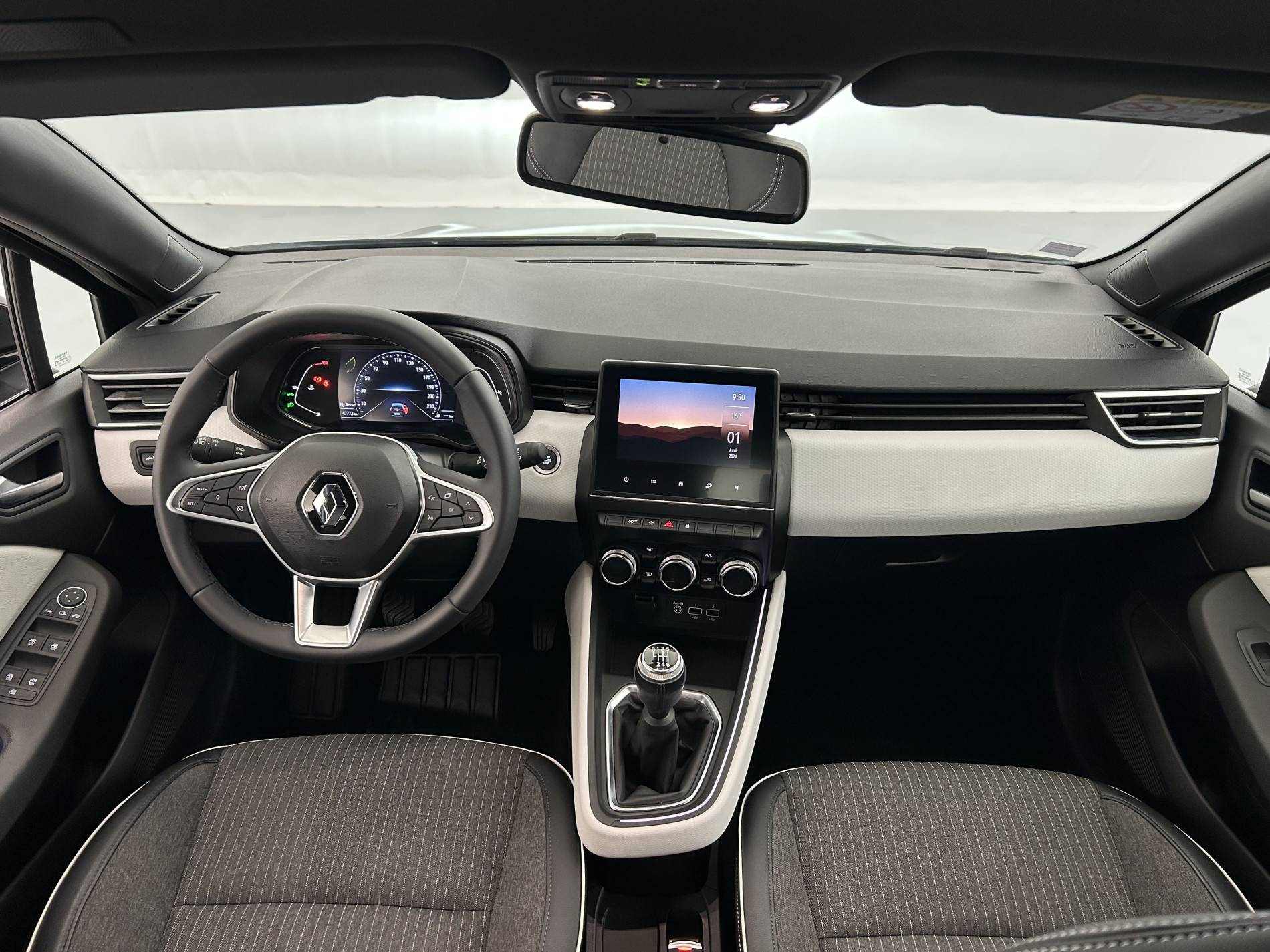 Vente en ligne Renault Clio 5 Clio TCe 90 - 21N au prix de 14 200 €