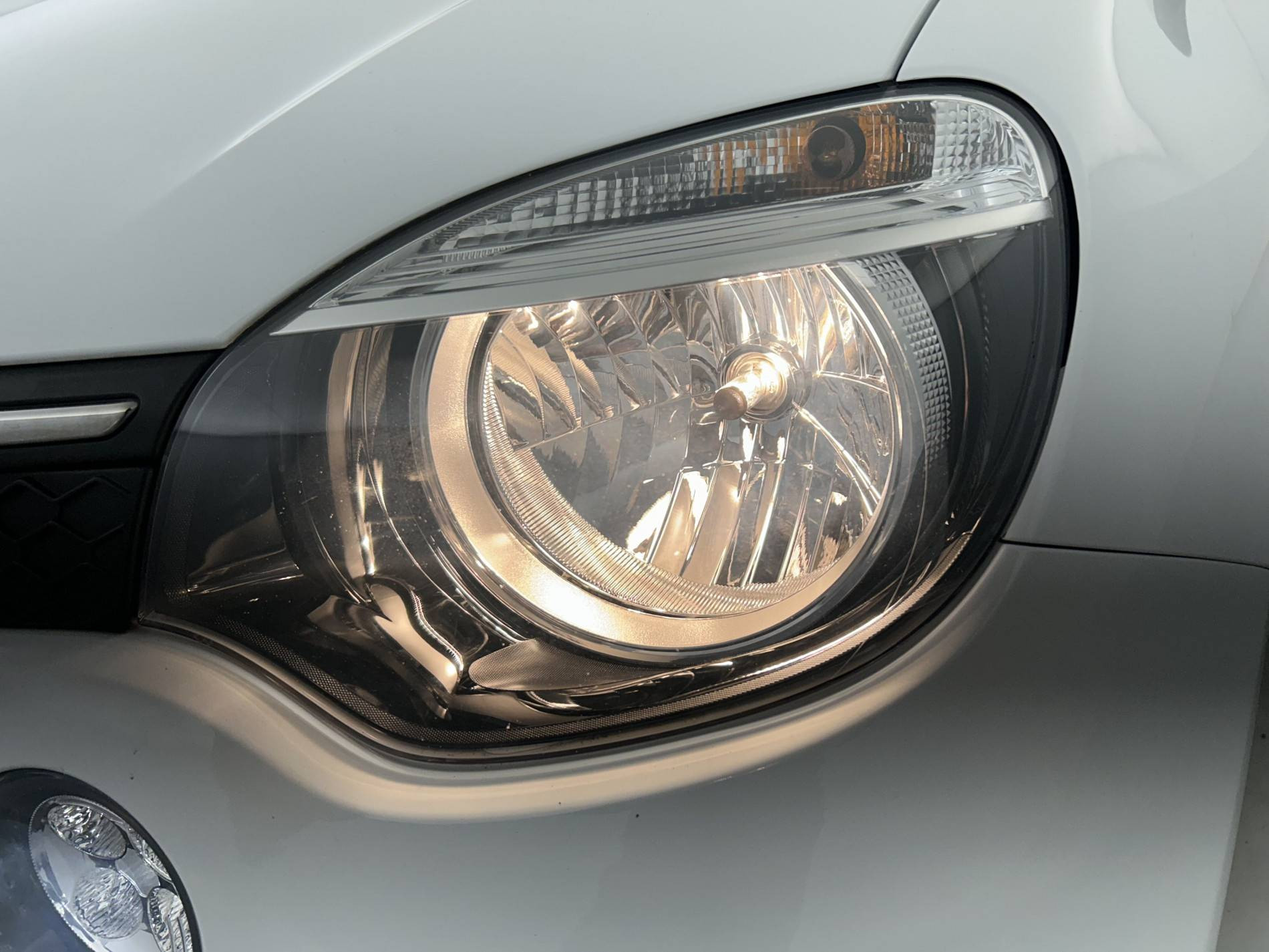 Vente en ligne Renault Twingo 3  0.9 TCe 90 Energy au prix de 9 350 €