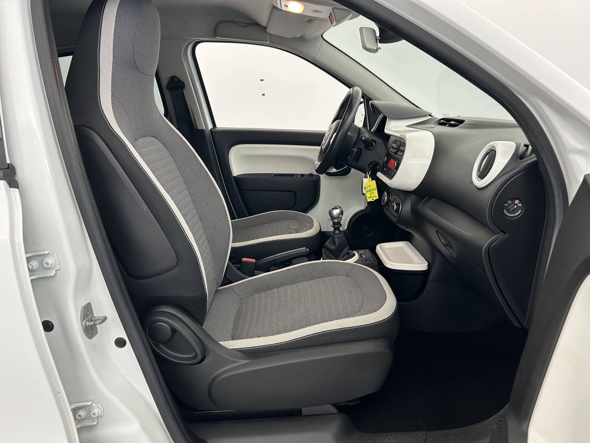 Vente en ligne Renault Twingo 3  0.9 TCe 90 Energy au prix de 9 350 €