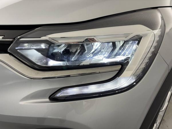 Vente en ligne Renault Captur  Blue dCi 95 au prix de 16 600 €