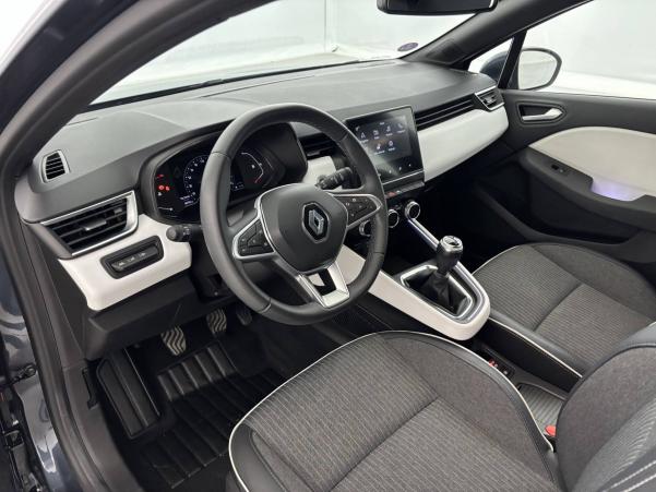 Vente en ligne Renault Clio 5 Clio TCe 90 - 21N au prix de 15 100 €