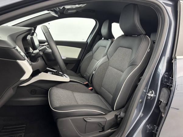 Vente en ligne Renault Clio 5 Clio TCe 90 - 21N au prix de 15 100 €
