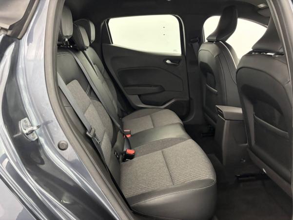 Vente en ligne Renault Clio 5 Clio TCe 90 - 21N au prix de 15 100 €