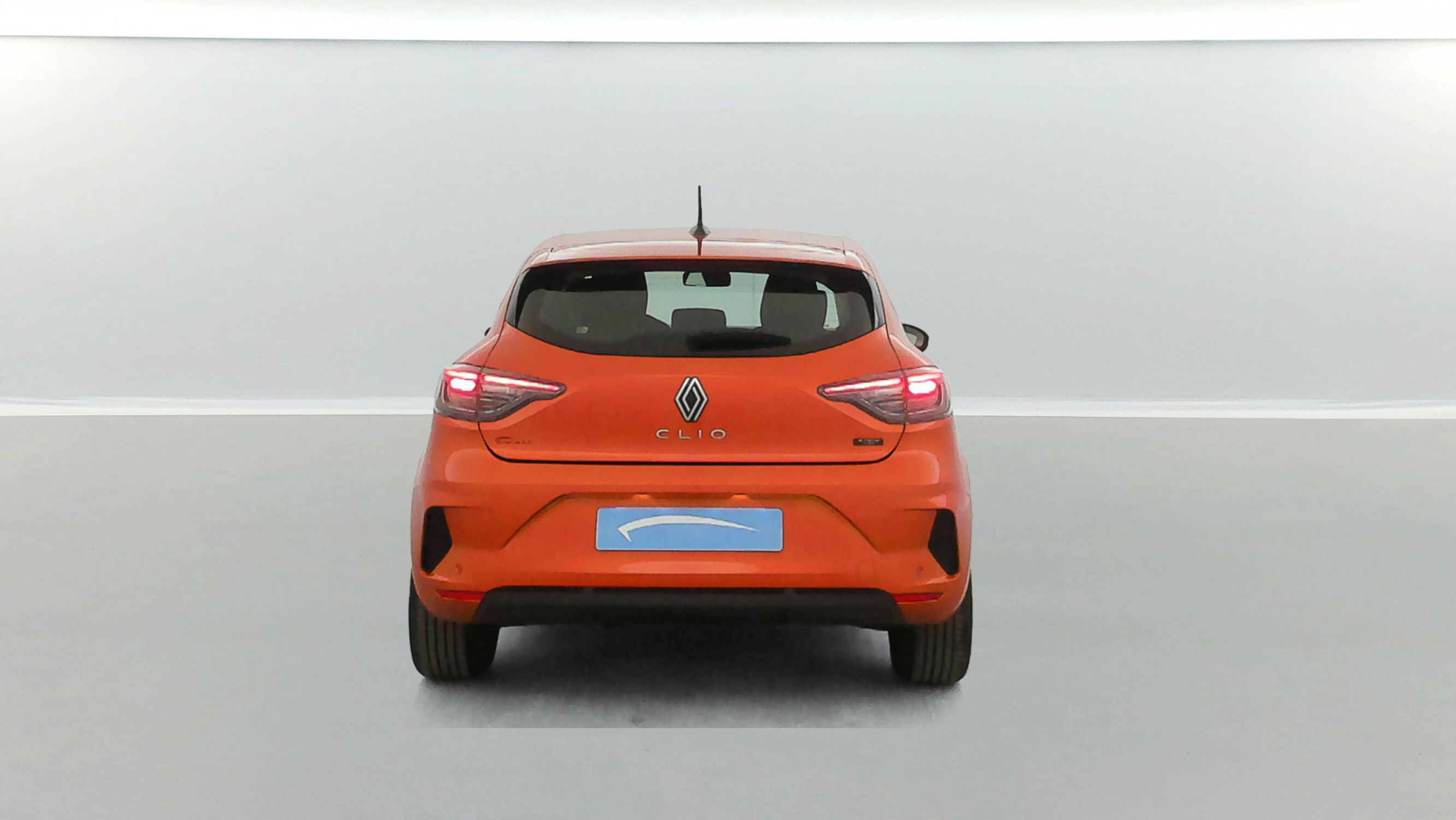 Vente en ligne Renault Clio 5 Clio E-Tech full hybrid 145 au prix de 19 900 €