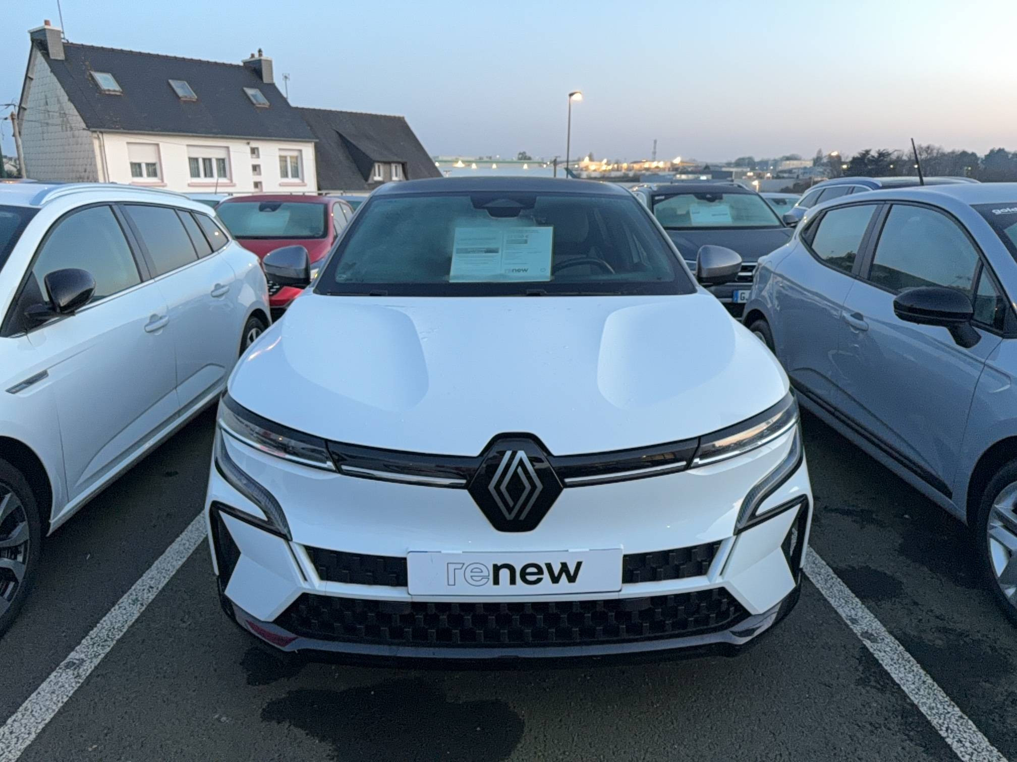 Vente en ligne Renault Megane E-Tech  EV60 220 ch super charge au prix de 23 500 €