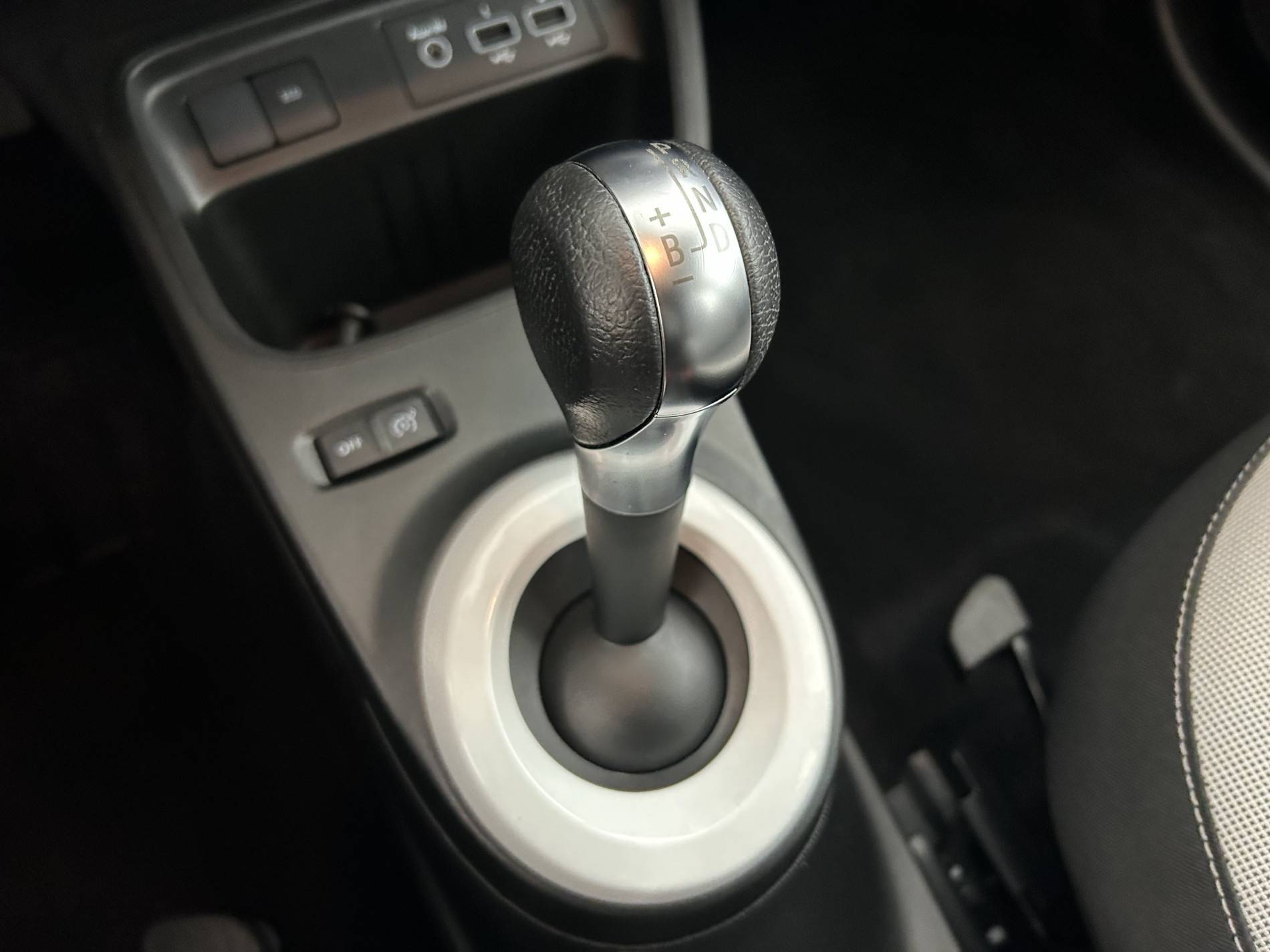 Vente en ligne Renault Twingo Electrique Twingo III E-Tech au prix de 10 600 €