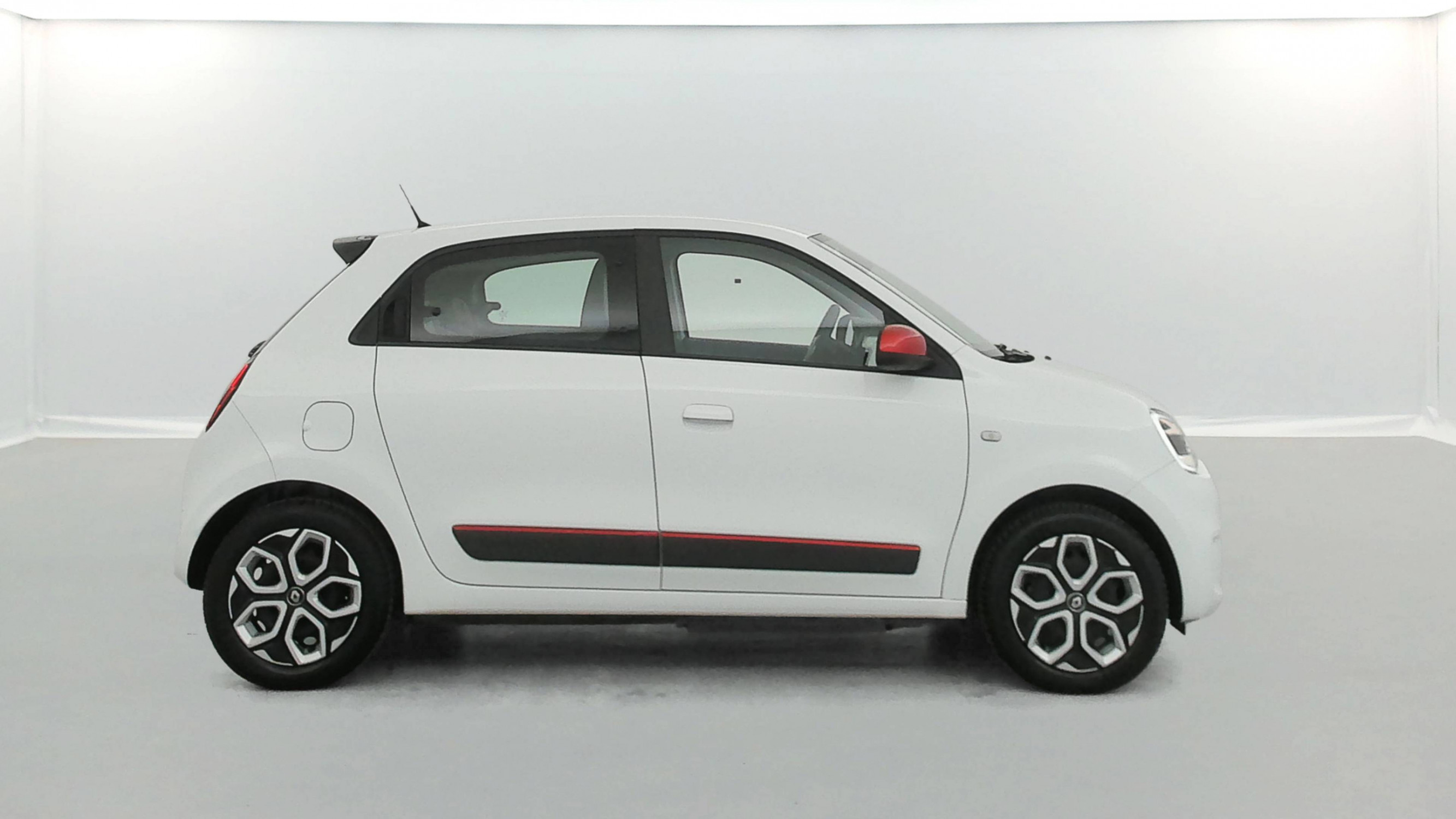 Vente en ligne Renault Twingo Electrique Twingo III E-Tech au prix de 10 600 €