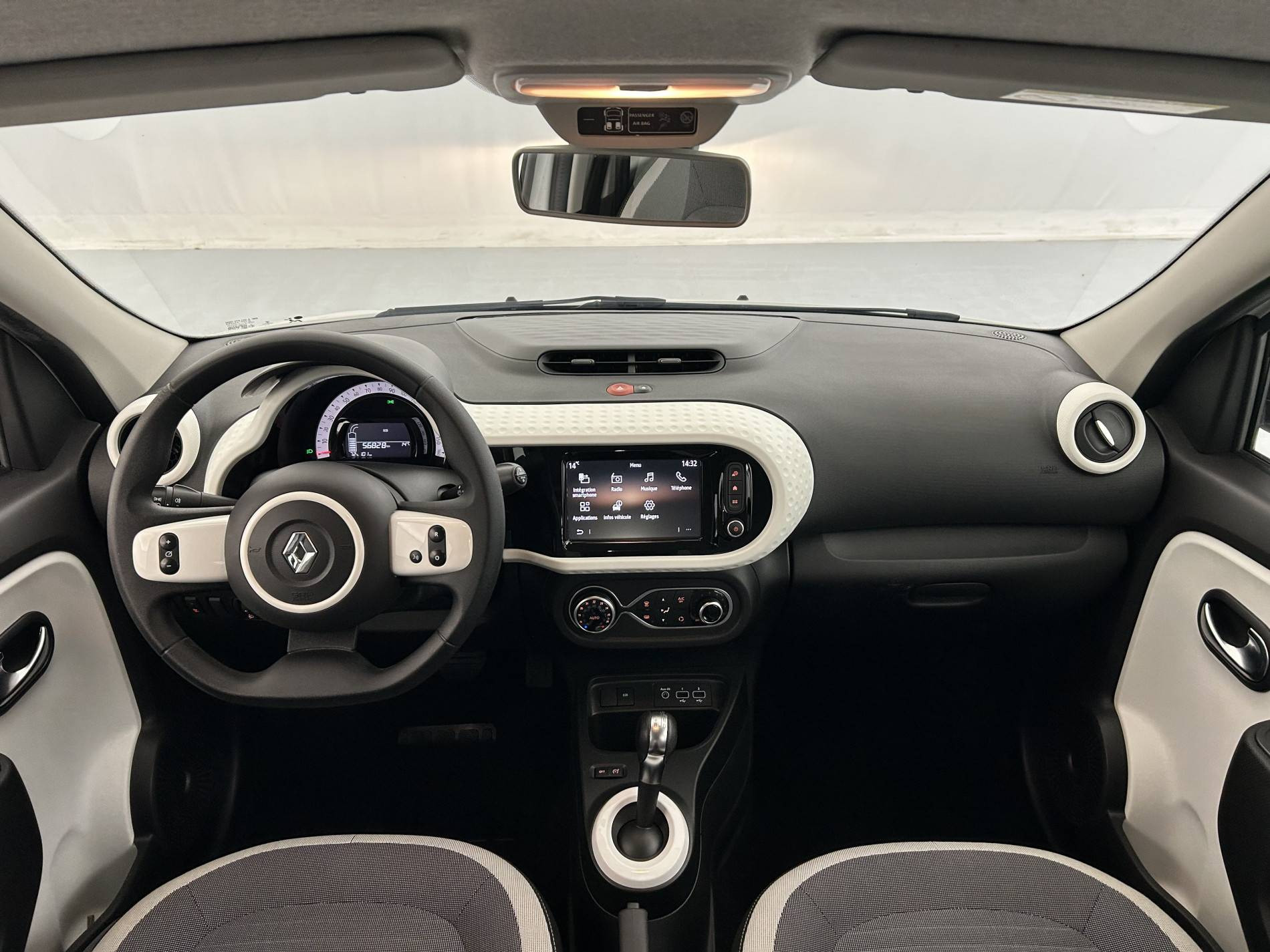 Vente en ligne Renault Twingo Electrique Twingo III E-Tech au prix de 10 600 €