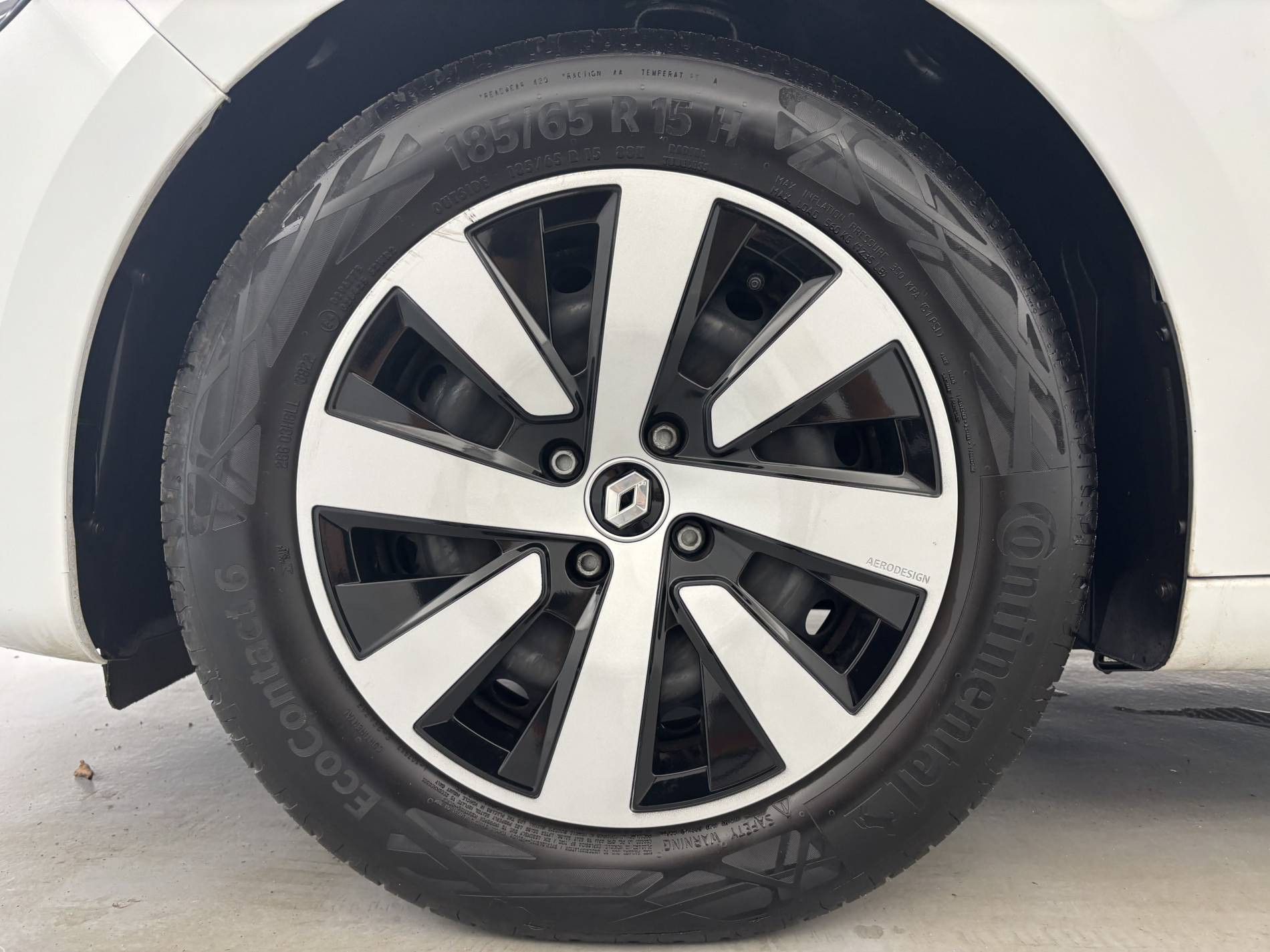 Vente en ligne Renault Clio 5 Clio TCe 90 au prix de 13 990 €