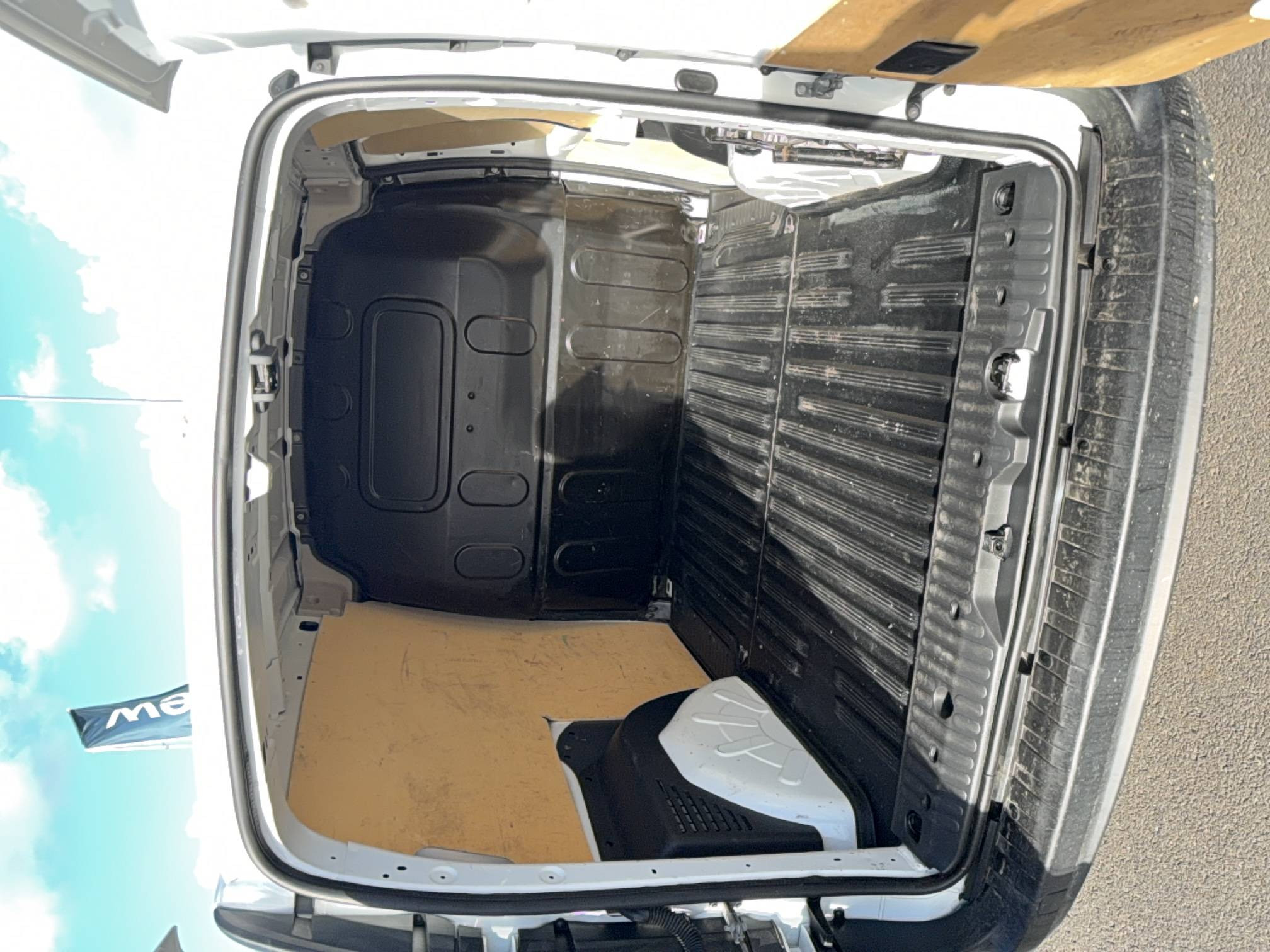 Vente en ligne Renault Kangoo Express  BLUE DCI 80 au prix de 11 900 €