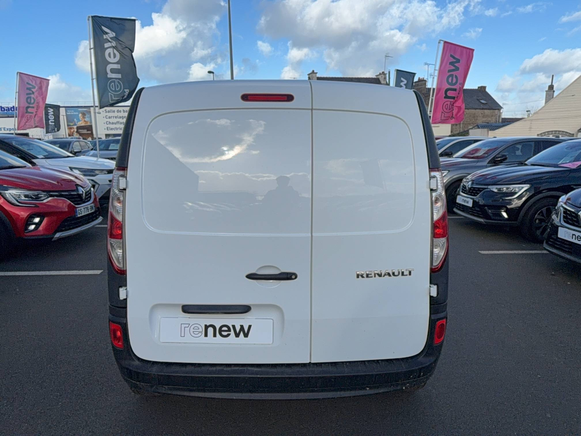 Vente en ligne Renault Kangoo Express  BLUE DCI 80 au prix de 11 900 €