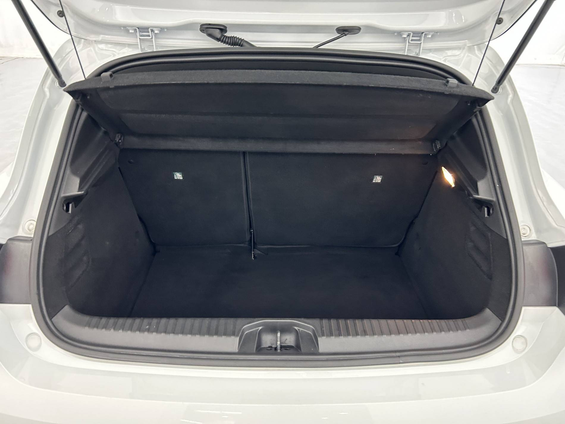 Vente en ligne Renault Clio 5 Clio TCe 90 - 21N au prix de 12 950 €