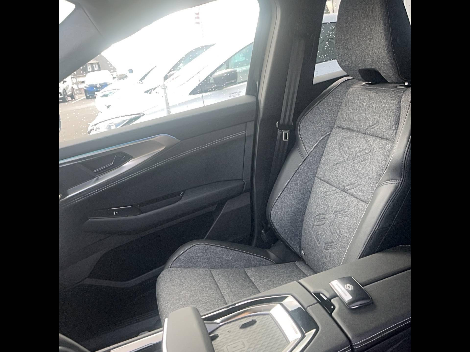 Vente en ligne Renault Rafale  E-Tech full hybrid 200 au prix de 39 990 €