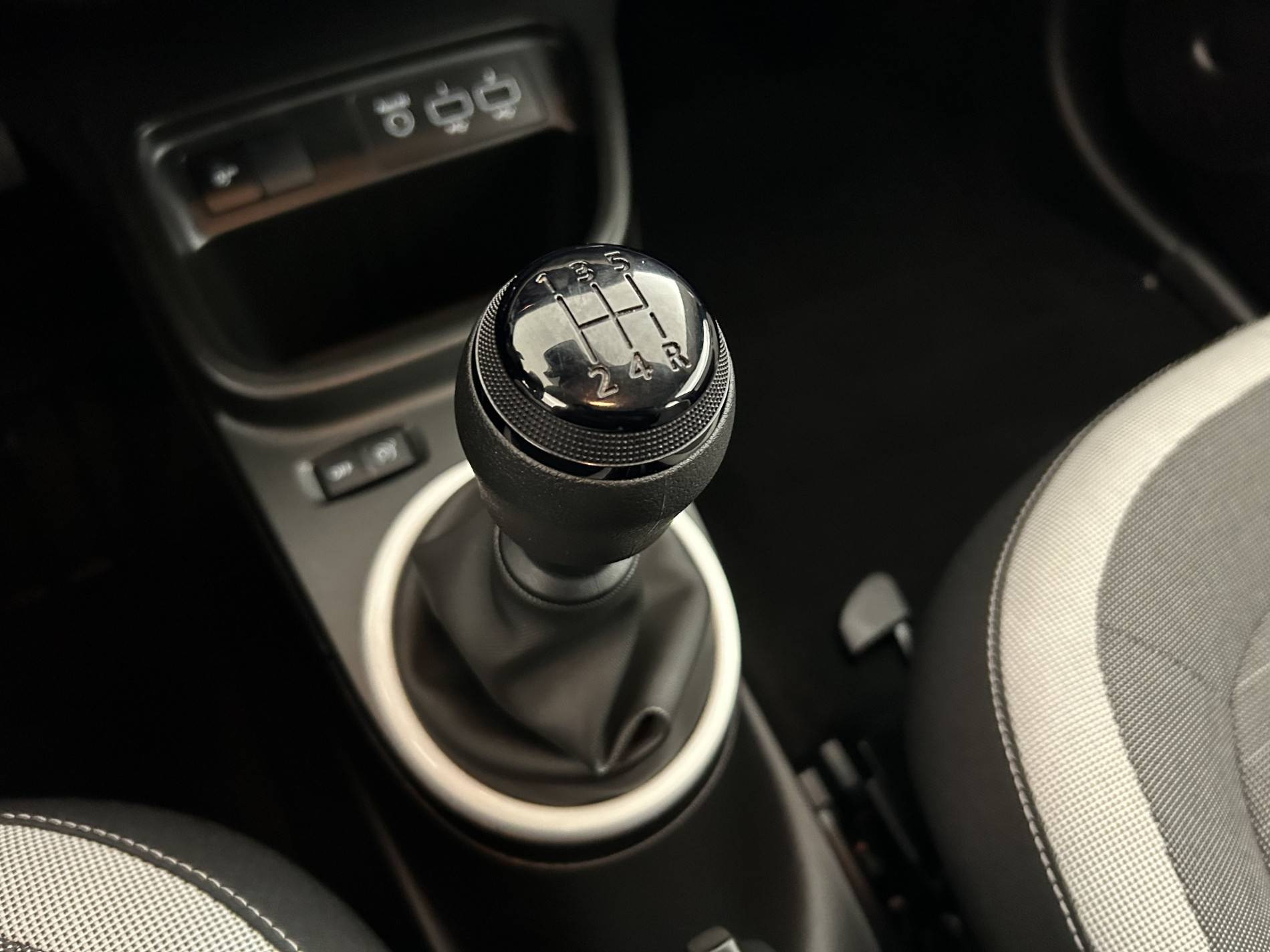 Vente en ligne Renault Twingo 3  SCe 65 au prix de 12 950 €