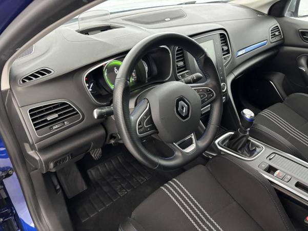 Vente en ligne Renault Megane 4 Mégane IV Berline dCi 130 Energy au prix de 15 900 €
