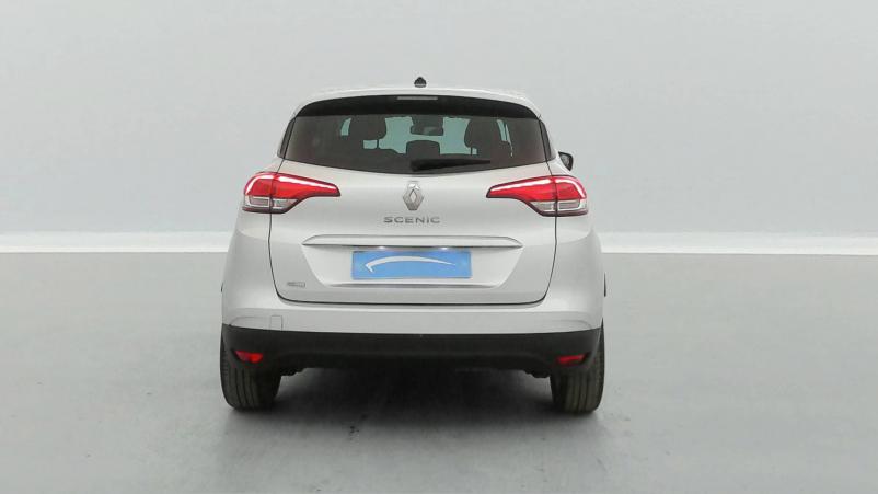 Vente en ligne Renault Scenic 4 Scenic Blue dCi 120 au prix de 17 950 €