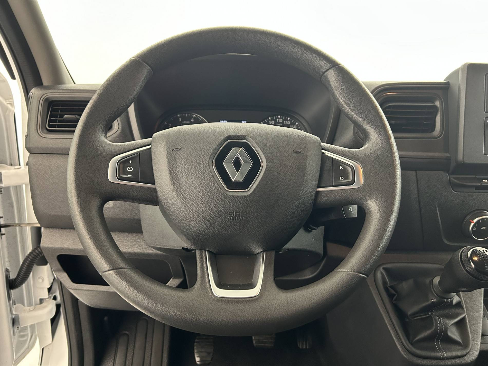 Vente en ligne Renault Master Fourgon MASTER FGN TRAC F3500 L2H2 BLUE DCI 135 au prix de 27 500 €