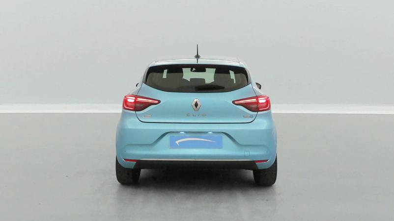 Vente en ligne Renault Clio 5 Clio E-Tech 140 - 21N au prix de 17 990 €