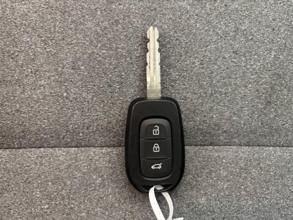 Vente en ligne Renault Clio 5 Clio SCe 65 au prix de 14 990 €