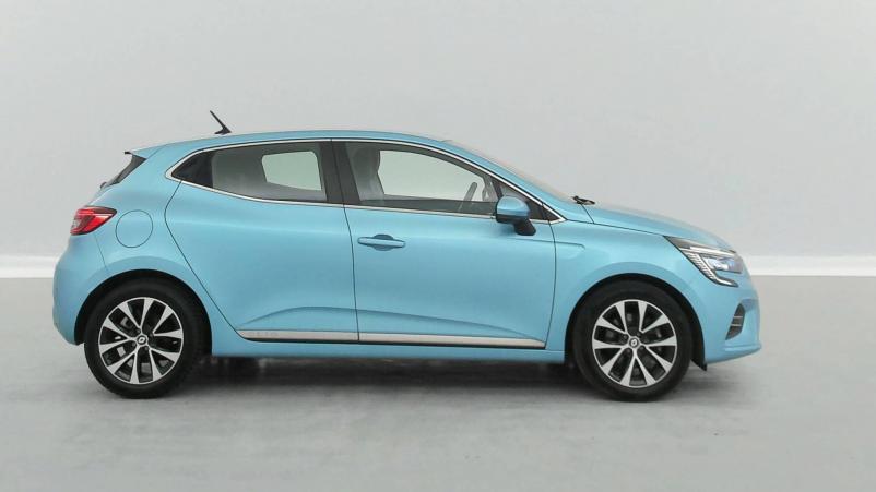 Vente en ligne Renault Clio 5 Clio E-Tech 140 - 21N au prix de 17 990 €