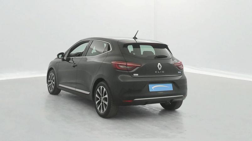 Vente en ligne Renault Clio 5 Clio E-Tech 140 au prix de 17 990 €