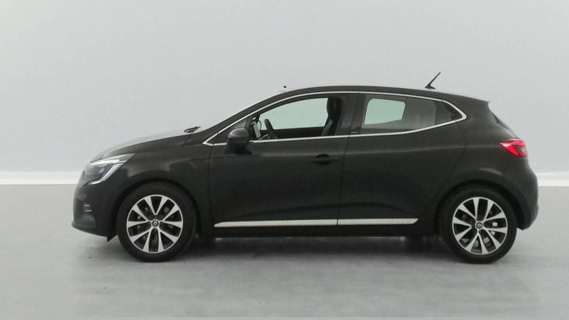 Vente en ligne Renault Clio 5 Clio E-Tech 140 au prix de 17 990 €
