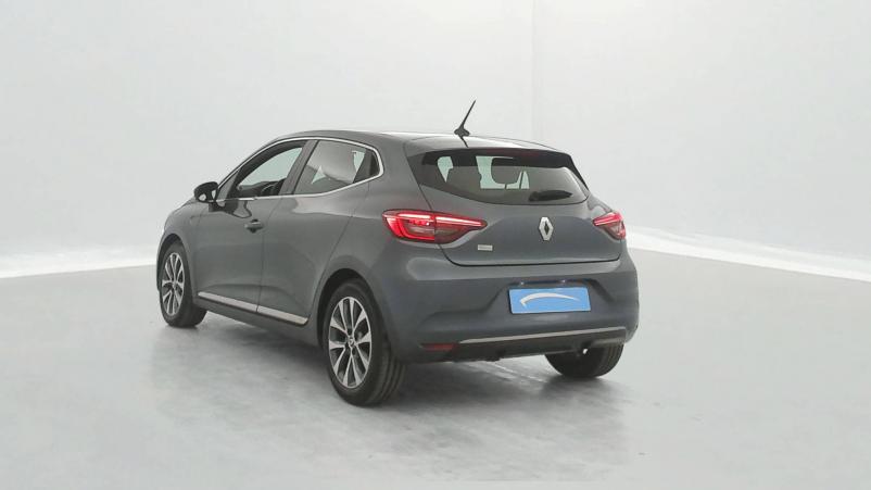 Vente en ligne Renault Clio 5 Clio E-Tech 140 au prix de 17 390 €