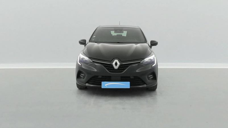 Vente en ligne Renault Clio 5 Clio E-Tech 140 au prix de 17 990 €
