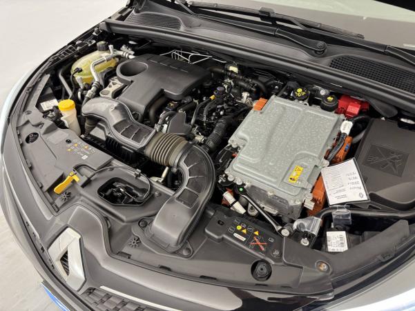 Vente en ligne Renault Clio 5 Clio E-Tech 140 au prix de 17 990 €
