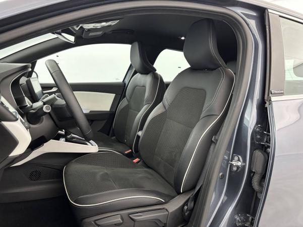Vente en ligne Renault Clio 5 Clio E-Tech 140 au prix de 17 390 €