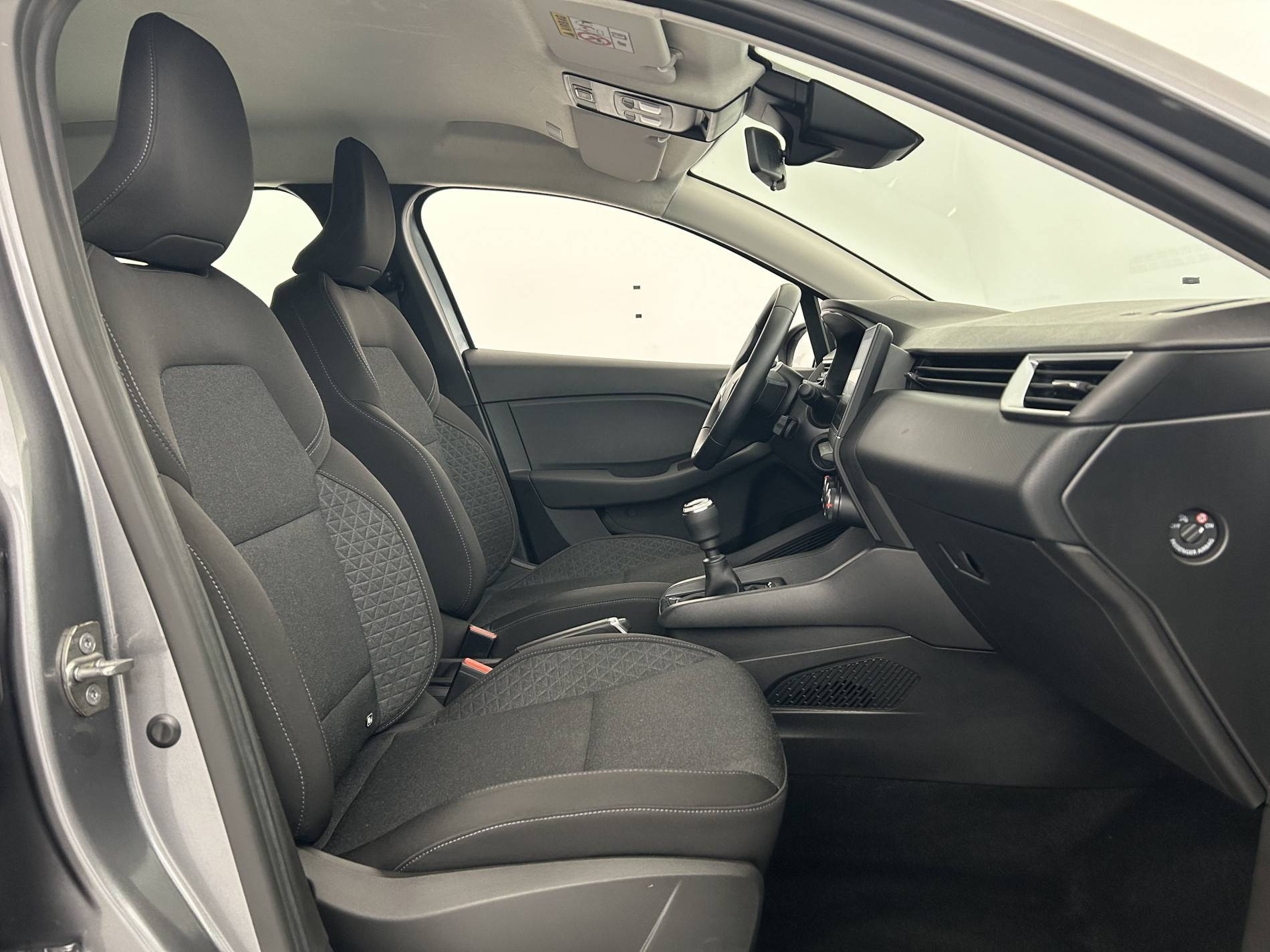 Vente en ligne Renault Clio 5 Clio TCe 90 au prix de 14 000 €