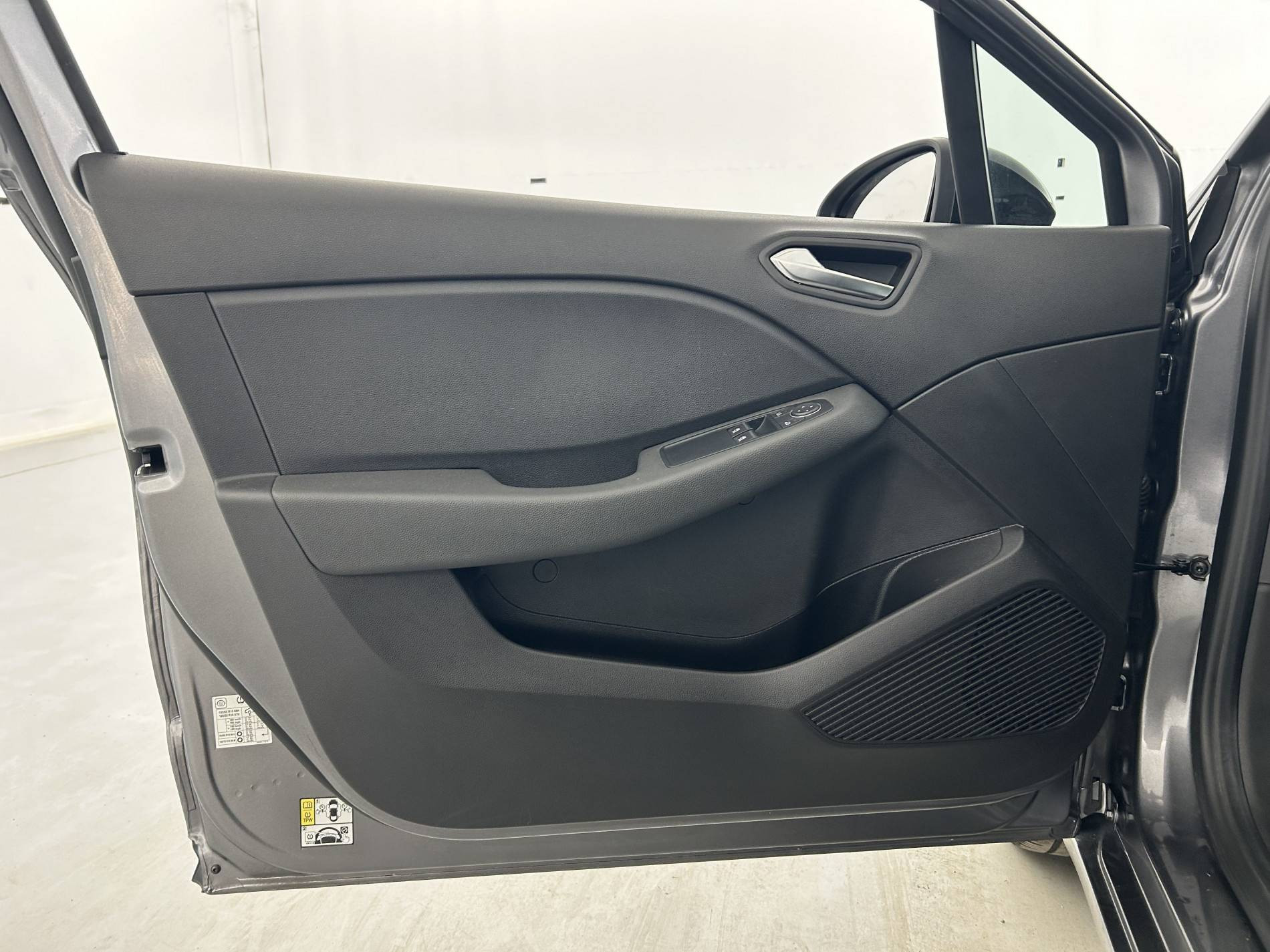 Vente en ligne Renault Clio 5 Clio TCe 90 au prix de 14 000 €