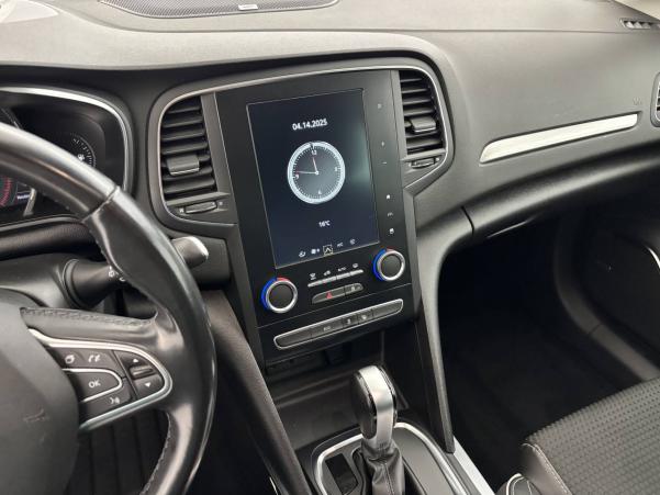 Vente en ligne Renault Megane 4 Mégane IV Berline Blue dCi 115 EDC au prix de 14 900 €