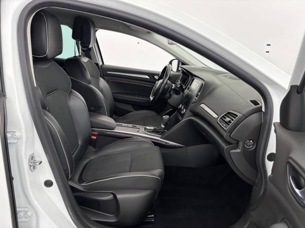 Vente en ligne Renault Megane 4 Mégane IV Berline Blue dCi 115 EDC au prix de 14 900 €