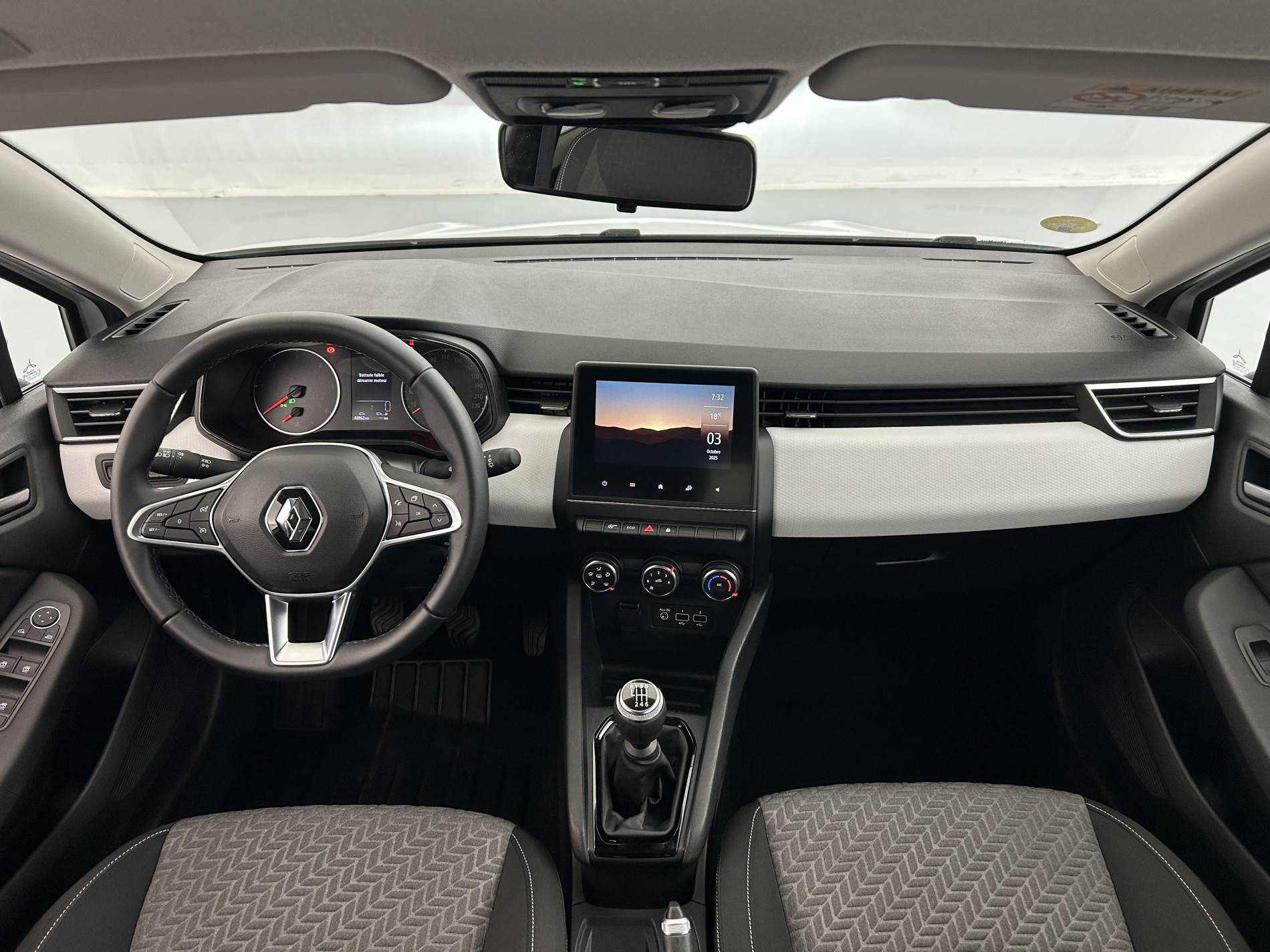 Vente en ligne Renault Clio 5 Clio Blue dCi 100 au prix de 15 450 €