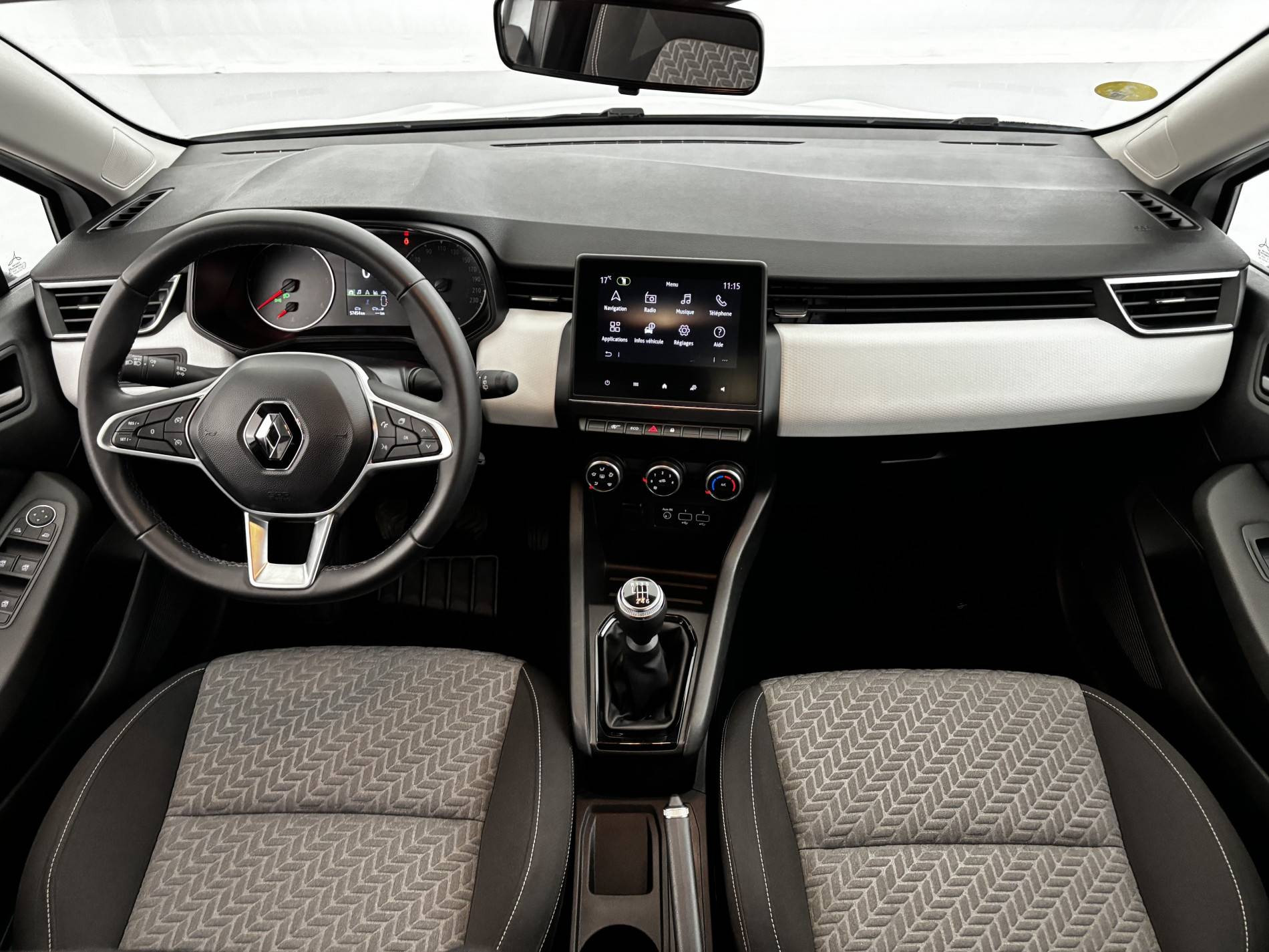 Vente en ligne Renault Clio 5 Clio Blue dCi 100 au prix de 15 100 €