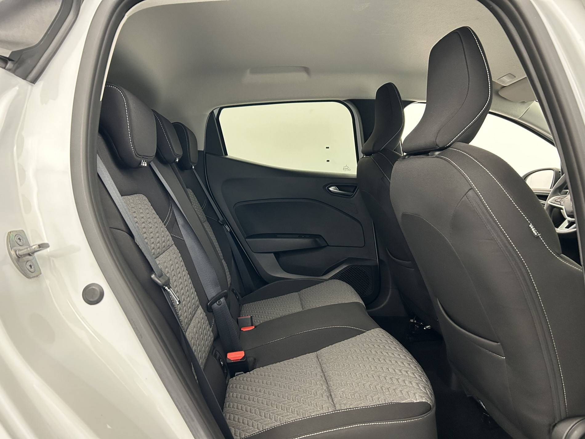 Vente en ligne Renault Clio 5 Clio Blue dCi 100 au prix de 14 950 €