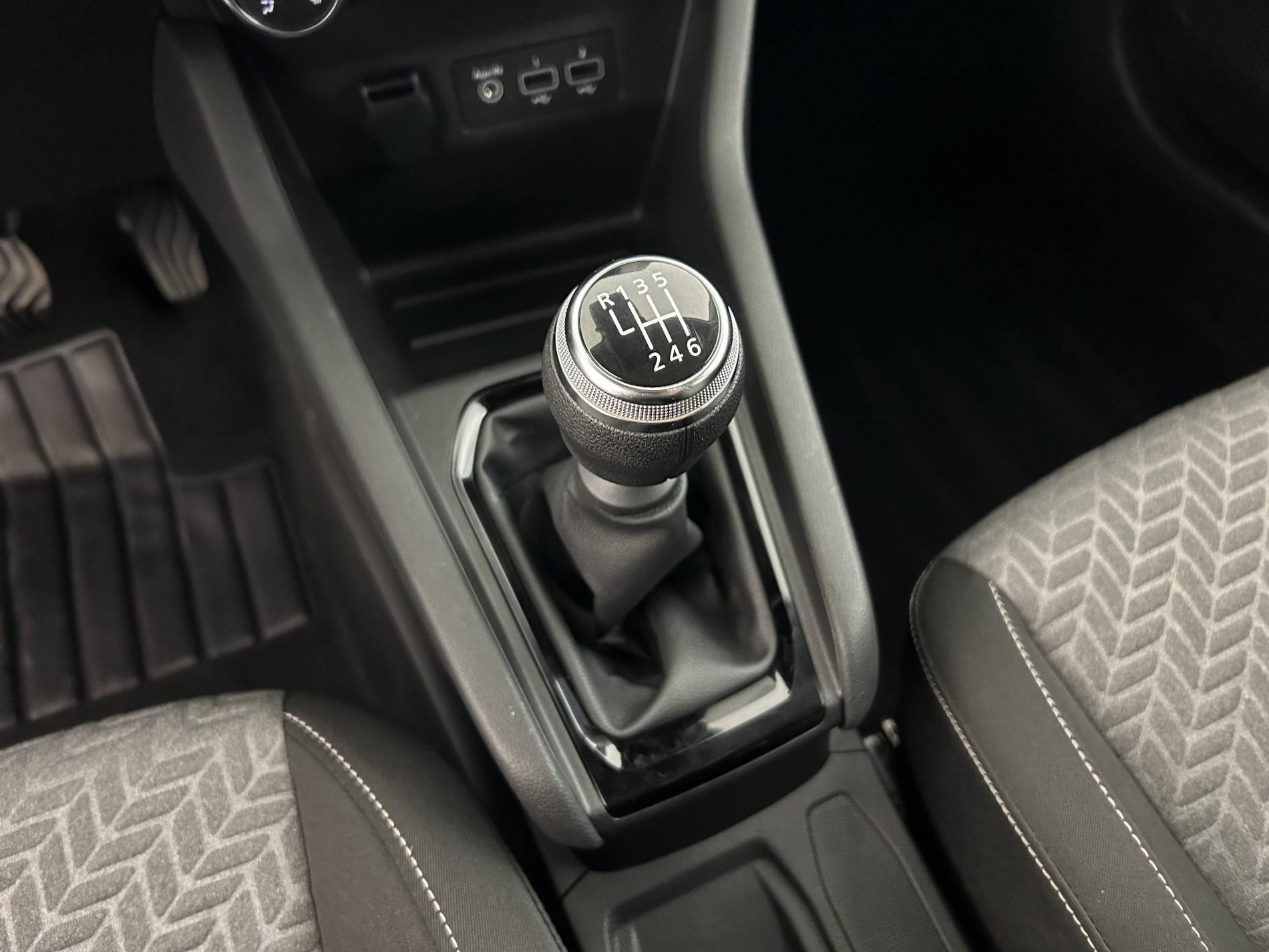 Vente en ligne Renault Clio 5 Clio Blue dCi 100 au prix de 14 950 €