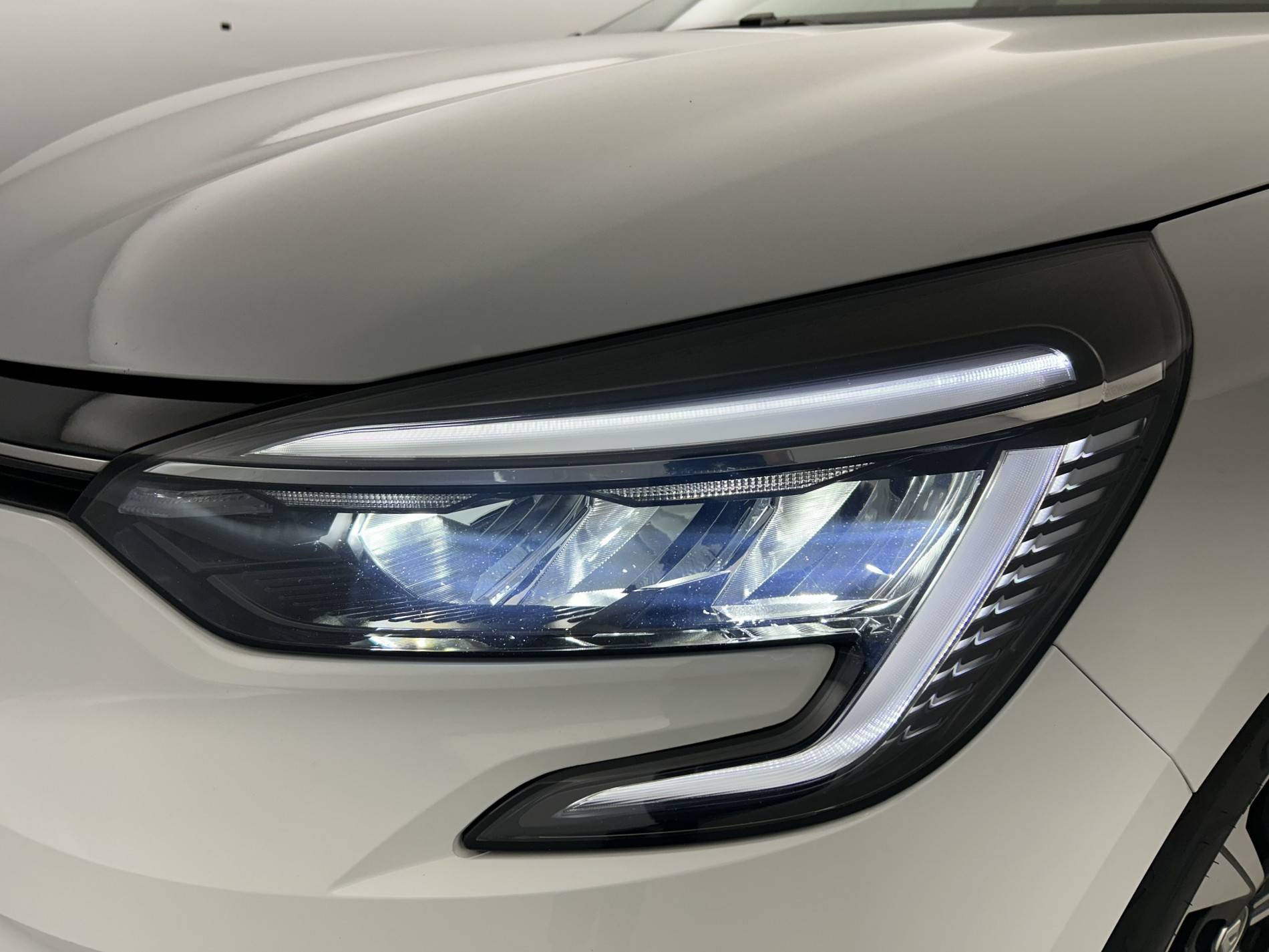 Vente en ligne Renault Clio 5 Clio Blue dCi 100 au prix de 15 450 €