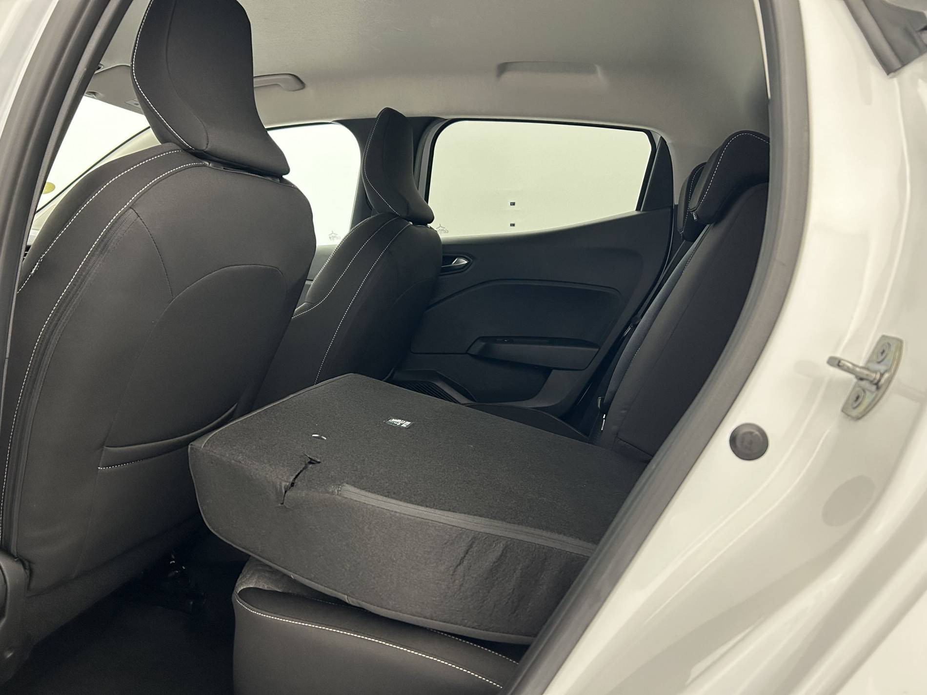 Vente en ligne Renault Clio 5 Clio Blue dCi 100 au prix de 14 950 €